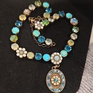 Elegant Rinestone Necklace